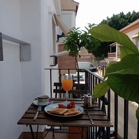 Oasis En La Ciudad Apartment Malaga Exterior photo